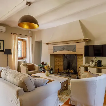 Antichi Casali Di Charme Resort